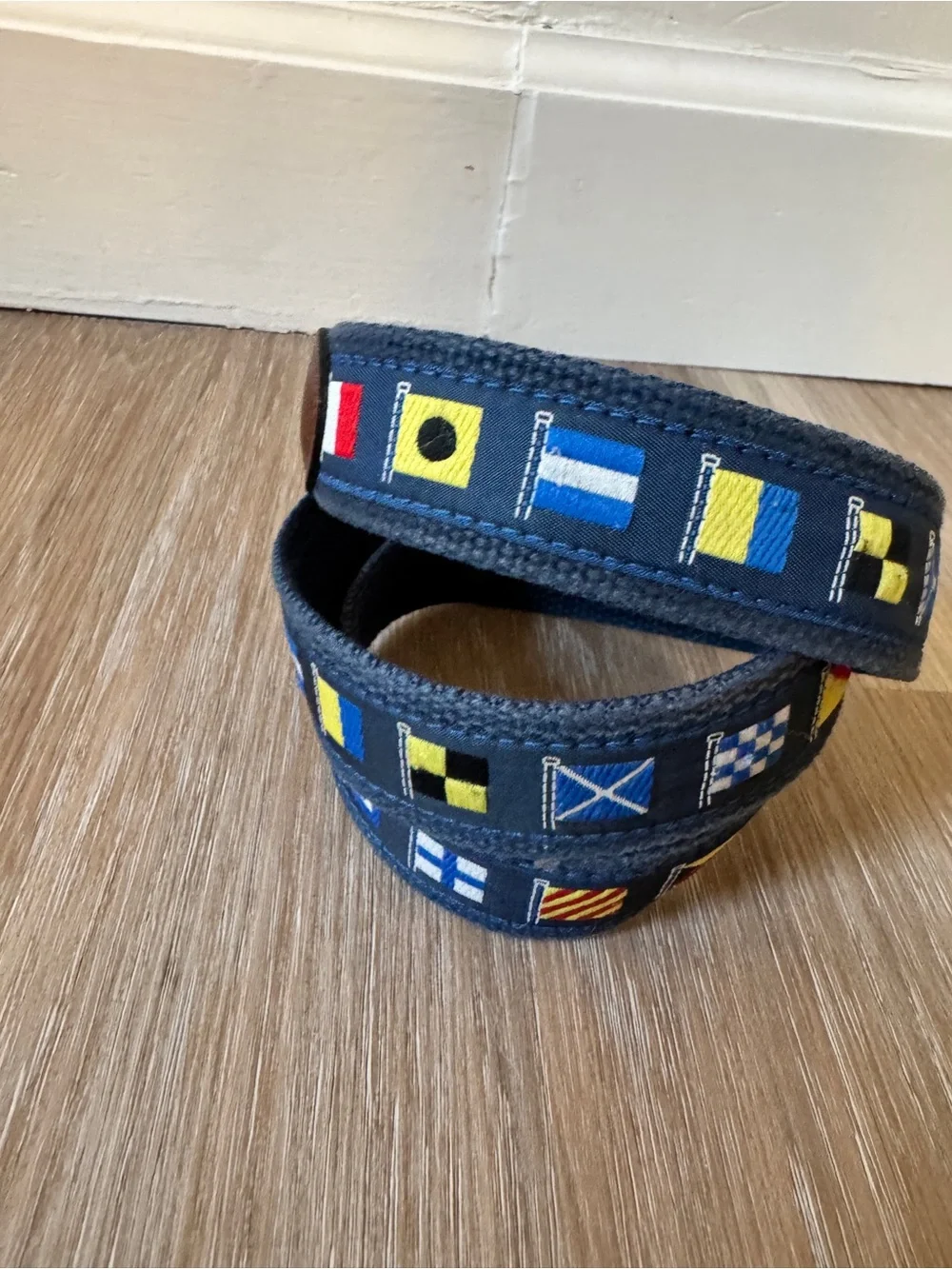 Essex CT Nautical Signal Flag solid brass Leather Belt USA Size 38 EUC